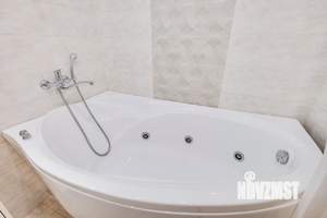 1-к квартира, посуточно, 42м2, 1/1 этаж