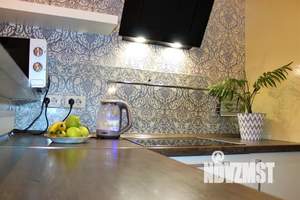 2-к квартира, посуточно, 39м2, 7/8 этаж