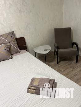 1-к квартира, посуточно, 32м2, 3/9 этаж