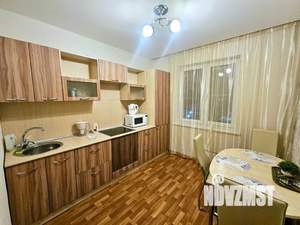 1-к квартира, посуточно, 35м2, 7/10 этаж