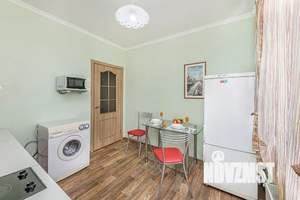 1-к квартира, посуточно, 42м2, 7/10 этаж
