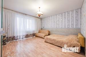 1-к квартира, посуточно, 42м2, 9/10 этаж