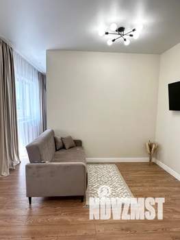 1-к квартира, посуточно, 42м2, 3/16 этаж