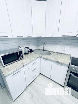 1-к квартира, посуточно, 35м2, 4/17 этаж