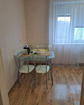 1-к квартира, на длительный срок, 40м2, 4/10 этаж