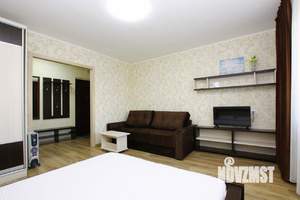 1-к квартира, посуточно, 43м2, 1/1 этаж