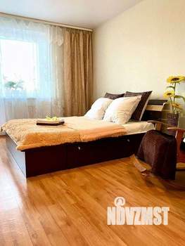 1-к квартира, посуточно, 42м2, 5/10 этаж