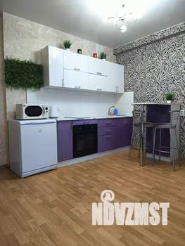Студия квартира, посуточно, 32м2, 16/18 этаж