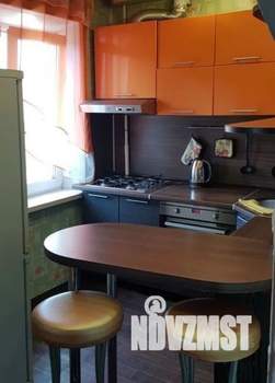 1-к квартира, посуточно, 35м2, 3/5 этаж