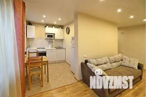 2-к квартира, посуточно, 44м2, 4/5 этаж