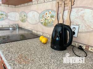 Студия квартира, посуточно, 28м2, 1/18 этаж