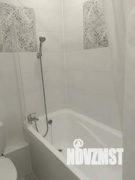 Студия квартира, посуточно, 32м2, 2/20 этаж