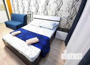 1-к квартира, посуточно, 32м2, 2/10 этаж