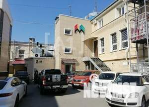 3-к квартира, на длительный срок, 103м2, 2/2 этаж