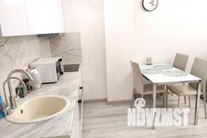 2-к квартира, посуточно, 56м2, 3/25 этаж