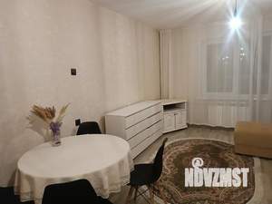 Студия квартира, посуточно, 32м2, 2/18 этаж