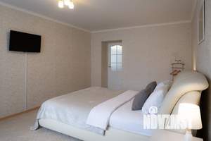 2-к квартира, посуточно, 70м2, 1/1 этаж