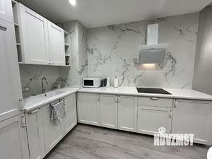 Студия квартира, посуточно, 39м2, 8/23 этаж