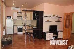 Студия квартира, посуточно, 43м2, 7/9 этаж