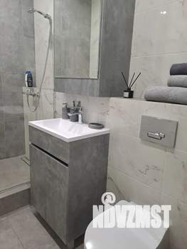 1-к квартира, посуточно, 40м2, 4/18 этаж