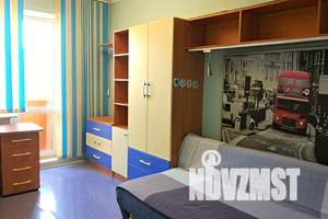 1-к квартира, посуточно, 32м2, 7/10 этаж