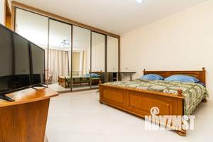 1-к квартира, посуточно, 43м2, 1/1 этаж