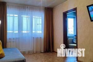 2-к квартира, посуточно, 50м2, 2/5 этаж