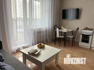 1-к квартира, посуточно, 42м2, 1/1 этаж