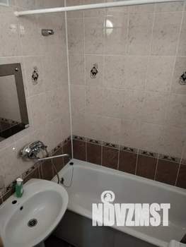 1-к квартира, посуточно, 42м2, 9/10 этаж