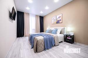 1-к квартира, посуточно, 49м2, 1/1 этаж