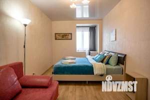 2-к квартира, посуточно, 70м2, 1/1 этаж