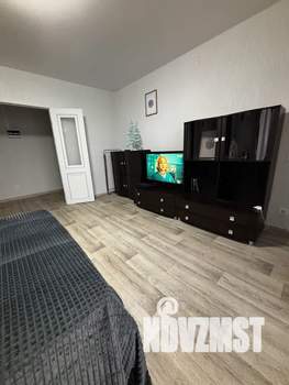 1-к квартира, посуточно, 43м2, 8/17 этаж