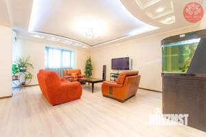 4-к квартира, посуточно, 122м2, 1/1 этаж