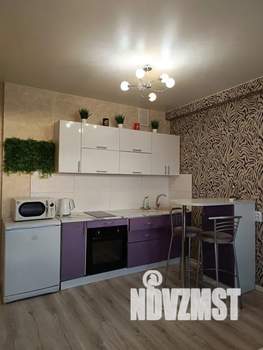 Студия квартира, посуточно, 32м2, 16/18 этаж