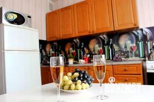 1-к квартира, посуточно, 65м2, 1/1 этаж