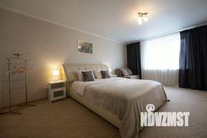 2-к квартира, посуточно, 70м2, 1/1 этаж