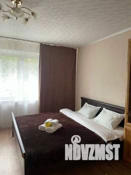 1-к квартира, посуточно, 42м2, 1/1 этаж