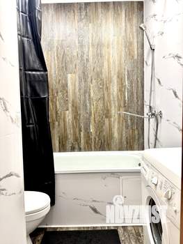 1-к квартира, посуточно, 32м2, 8/10 этаж