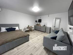 Студия квартира, на длительный срок, 32м2, 17/18 этаж