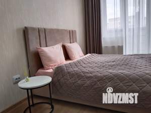 1-к квартира, посуточно, 40м2, 6/25 этаж