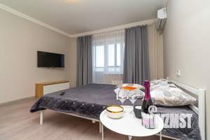 1-к квартира, посуточно, 32м2, 5/10 этаж