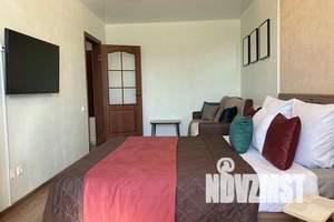 1-к квартира, посуточно, 33м2, 8/10 этаж