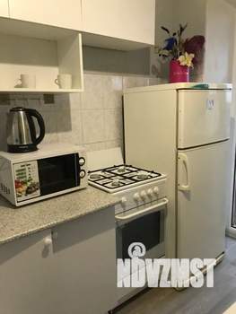 1-к квартира, посуточно, 42м2, 9/9 этаж