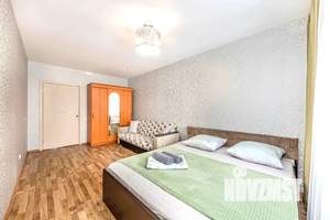 3-к квартира, посуточно, 64м2, 1/1 этаж