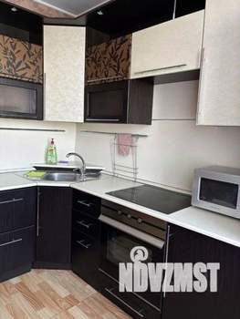 1-к квартира, посуточно, 43м2, 1/1 этаж