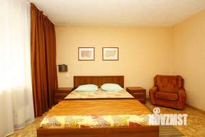 2-к квартира, посуточно, 56м2, 1/1 этаж