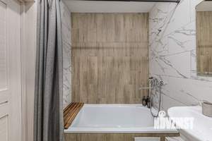 2-к квартира, посуточно, 49м2, 13/21 этаж