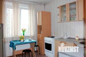 1-к квартира, посуточно, 54м2, 1/1 этаж