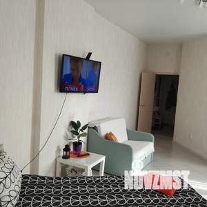 Студия квартира, посуточно, 37м2, 7/25 этаж