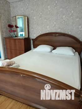 1-к квартира, посуточно, 35м2, 3/10 этаж